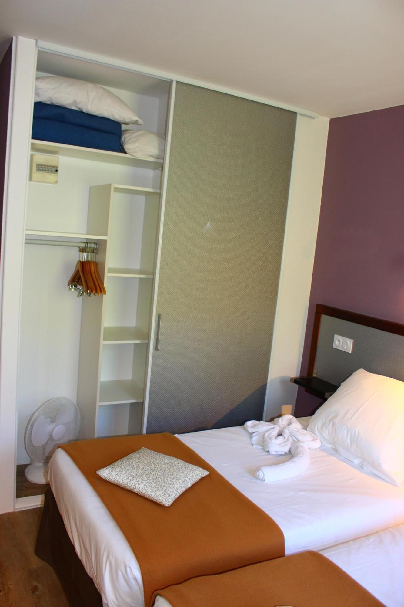 Hotel Les Gabarres Tour-de-Faure Værelse billede