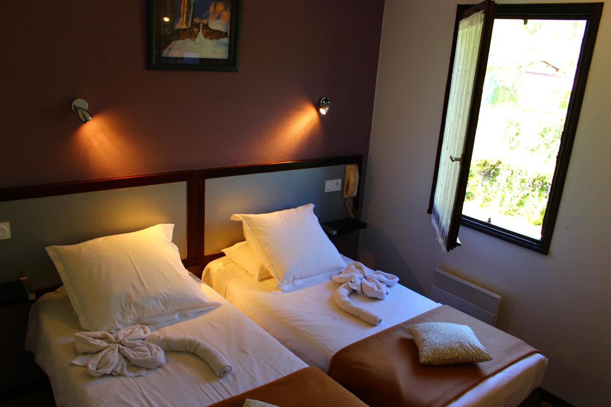 Hotel Les Gabarres Tour-de-Faure Værelse billede