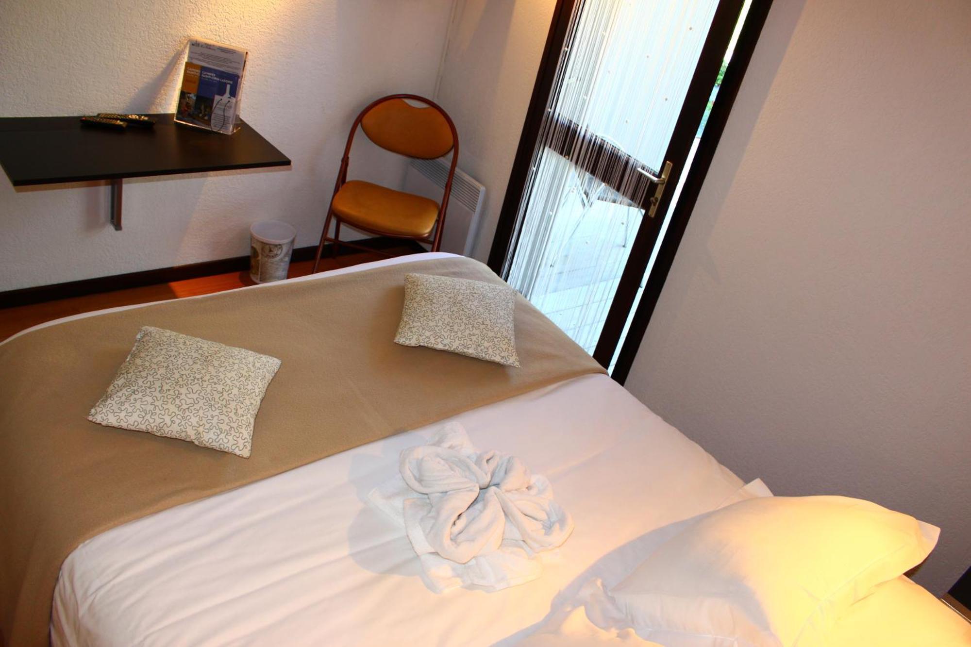 Hotel Les Gabarres Tour-de-Faure Eksteriør billede